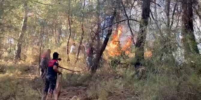 Aydın itfaiyesinin, Marmaris’te ateşle mücadelesi sürüyor
