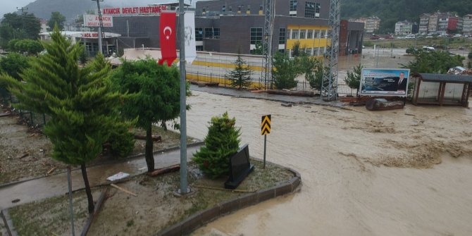 Sel afeti havadan görüntülendi