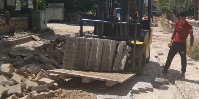 Beyşehir’i belediye ekipleri güzelleştiriyor