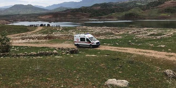Serinlemek için Zarova Çayı'na giren kardeşler boğuldu