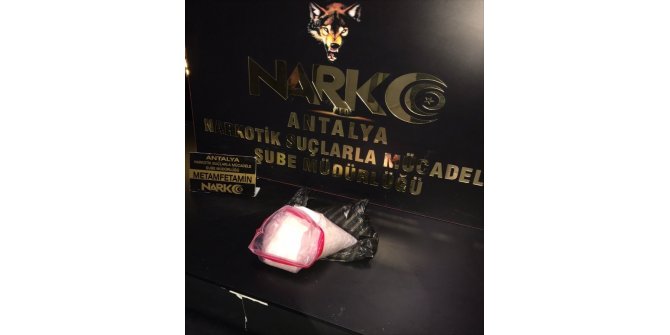Narkotik polisinden uyuşturucu tacirlerine ağır darbe
