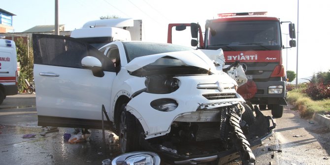Zincirleme kaza: 3’ü engelli 5 yaralı