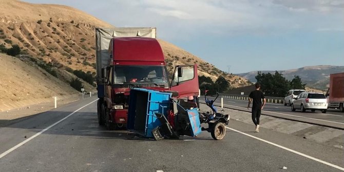 Tekeri fırlayan çapa motoruna tır çarptı: 1 yaralı