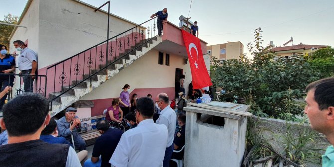 Uçak kazasında hayatını kaybeden Aydın'ın baba evine acı haber ulaştı