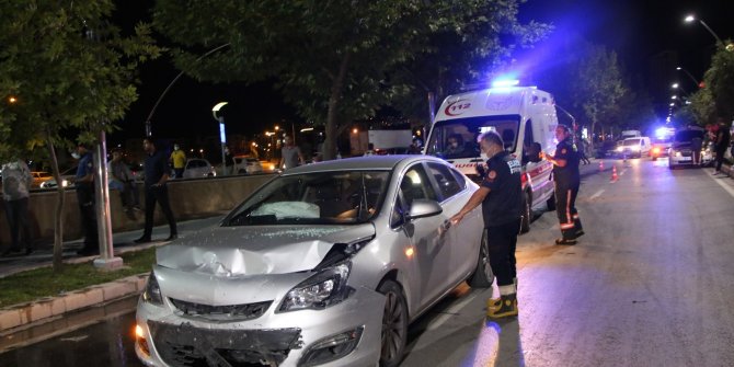 Trafik kazası: 1’i ağır 2 yaralı