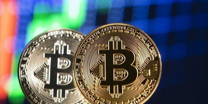 Le bitcoin passe au-dessus des 50 mille dollars, une première depuis mai