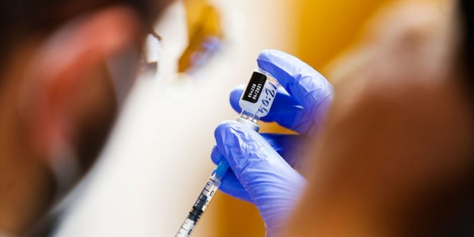 Üçüncü doz Kovid-19 aşısı hastalığı ağır geçirme riskini yüzde 97 azaltıyor