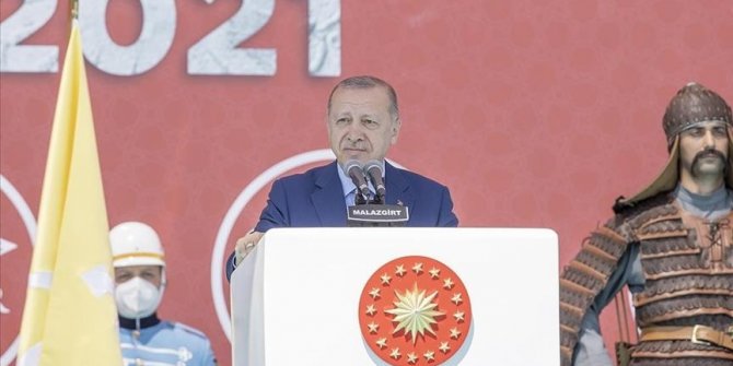 ‘Glorious’ past, stable environment spur Turkey to reach the top: President