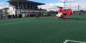 Konya’da maç sırasında helikopter ambulans sahaya indi
