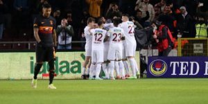 Hatayspor, Galatasaray'ı 4 golle geçti