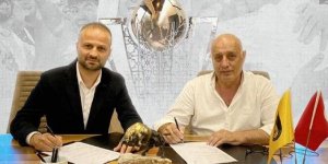 Konyaspor’un eski yardımcı antrenörü imzayı attı