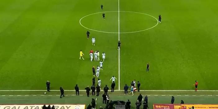 Süper Lig'de flaş olay! Adana Demirspor sahadan çekildi