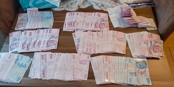 İzmir'de FETÖ operasyonu: 31 gözaltı