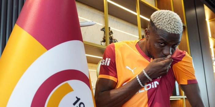 Son Dakika! Galatasaray, Victor Osimhen'i 75 milyon avro karşılığında kadrosuna kattı