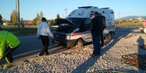 "Dur" ihtarına uymayan ambulans sürücüsü yakalandı