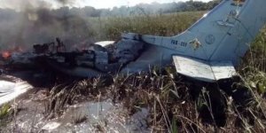 Bolivya'da askeri uçak düştü: 6 ölü