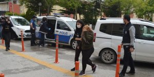 Afyonkarahisar'da fuhuş operasyonunda 3'ü kadın 5 gözaltı