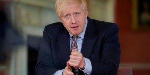 İngiltere Başbakanı Johnson yeni Kovid-19'la mücadele planını açıkladı