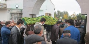 Afyonkarahisar'daki kazada yaşamını yitiren tır sürücüsünün cenazesi Konya'da toprağa verildi