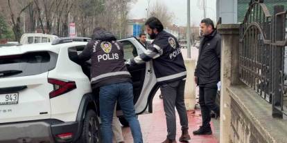 Sakarya’da dehşet: 3 ay önce evlendiği eşini ağır yaraladı