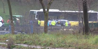 İstanbul'da otobüs ile cip çarpıştı: 1 ölü, 4 yaralı