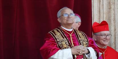 Tarihe geçti... Yeni Papa ABD’li Kardinal Robert Francis Prevost oldu