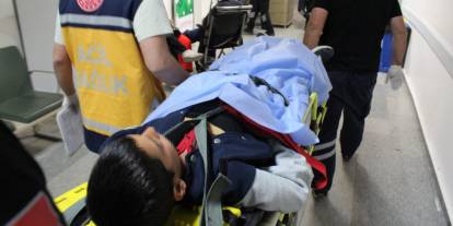 15 yaşındaki çocuk, 12 yaşındaki arkadaşını havalı tüfekle bacağından vurdu