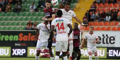 Alanyaspor sahasında Sivasspor'u 2-0 yendi