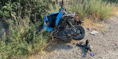 Tofaş’la çarpışıp ikiye katlanan motosikletin sürücüsü hayatını kaybetti