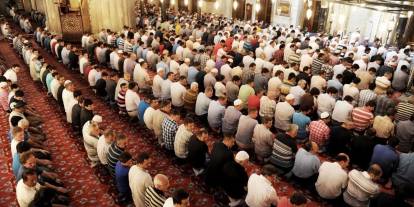 Konya'da Cuma namazı saat kaçta? İşte Cuma hutbesinin konusu (25 Temmuz 2025)