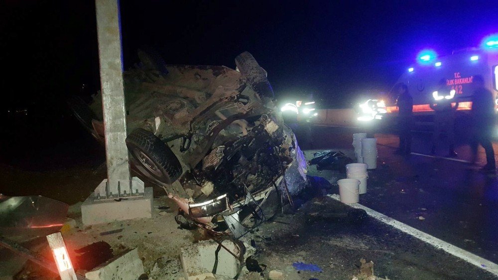 İkiz kardeşleri ölüm bile ayıramadı ile ilgili görsel sonucu