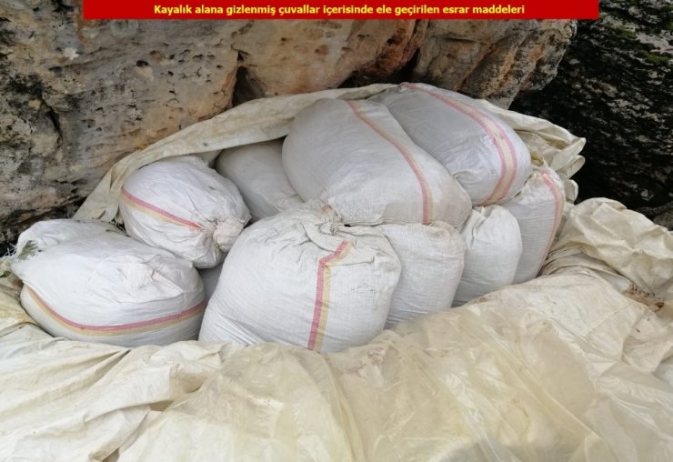 Diyarbakır’da 1 ton esrar ele geçirildi
