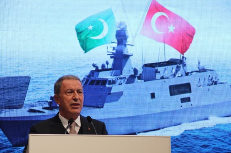 Milli Savunma Bakanı Akar: "Türkiye terörle mücadelede yalnız bırakıldı"