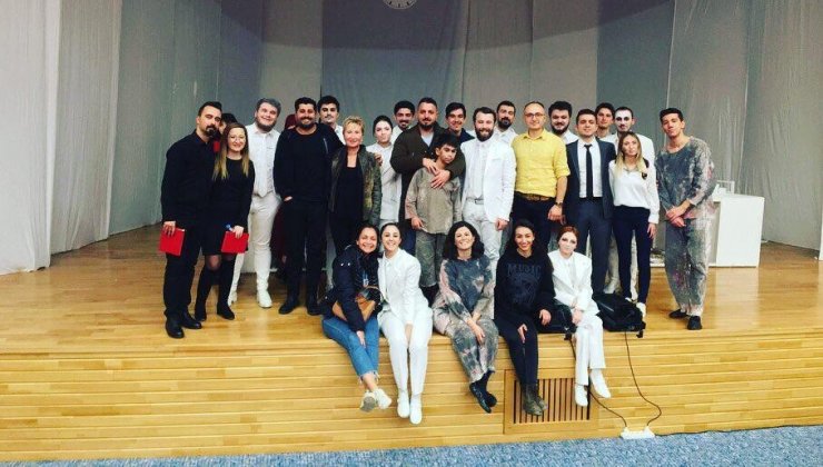 Sui Generis Tiyatro ekibi, Eskişehir’de engelliler için oynadı