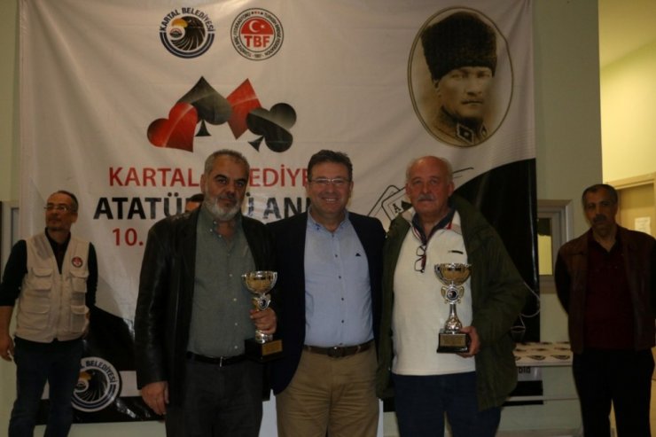 Atatürk’ü Anma 10. Briç Turnuvası Kartal’da gerçekleştirildi