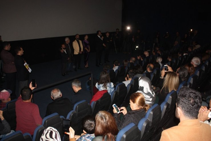 Diyarbakır’da Mahsun Kırmızıgül’ün yeni filminin galası yapıldı