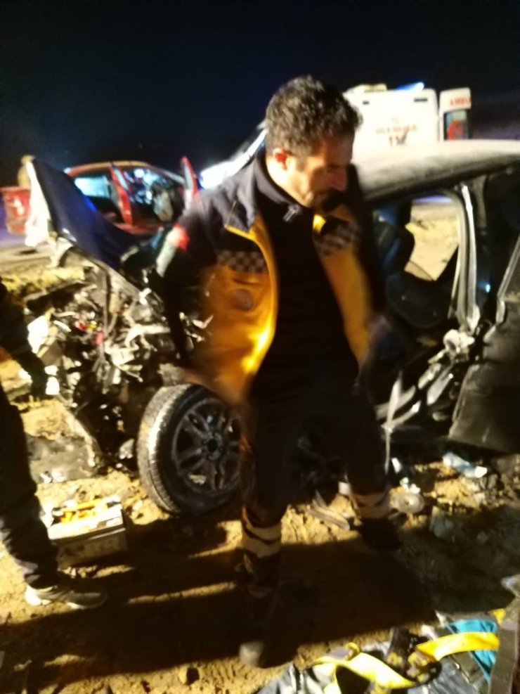 Patnos Ta Trafik Kazasi 4 Olu