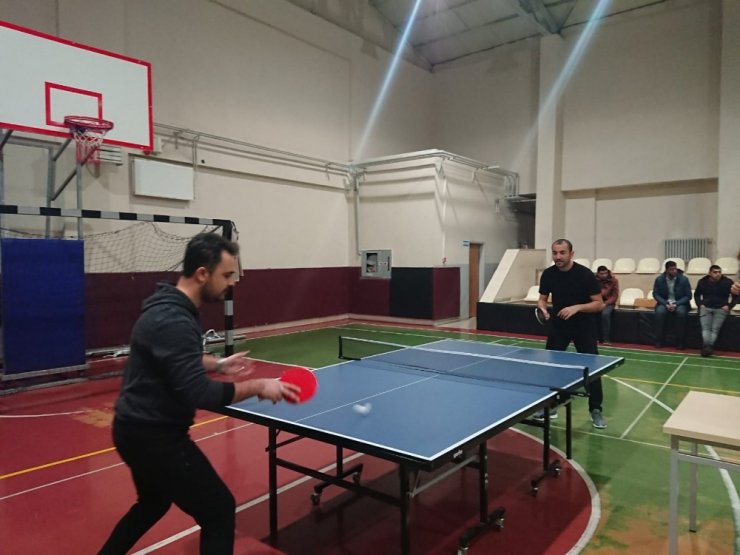 Varto’da Öğretmenler Arası Masa Tenisi Turnuvası