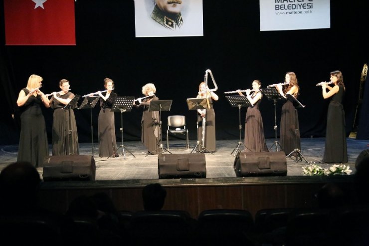 Kadın flüt sanatçılarından dünya melodileri