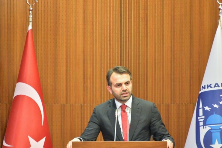 Ankara Büyükşehir Belediye Meclisi’nde tüm parti grupları kredi için onay vereceğini açıkladı