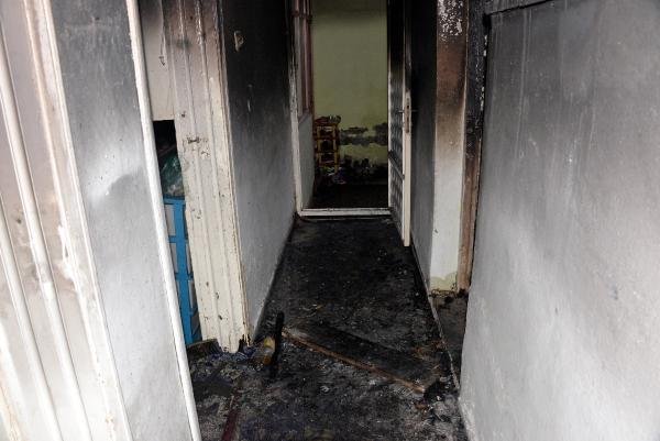 Ev yandı; 7 kişilik aile dumandan etkilendi