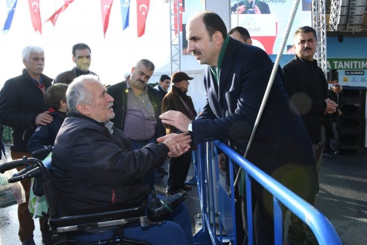 Bakan Kurum ve Başkan Altay İstanbul’daki Konyalılarla buluştu