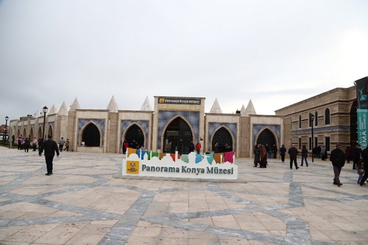 Konya Panorama ve Şehitler Abidesi Mevlana dostlarıyla dolup taşıyor