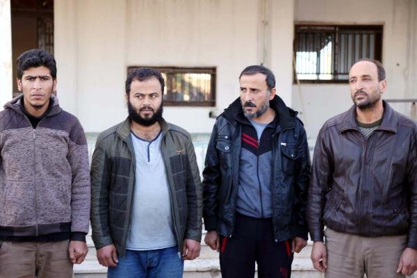 Barış Pınarı Harekatı bölgesinde teröristler, teslim olmaya başladı