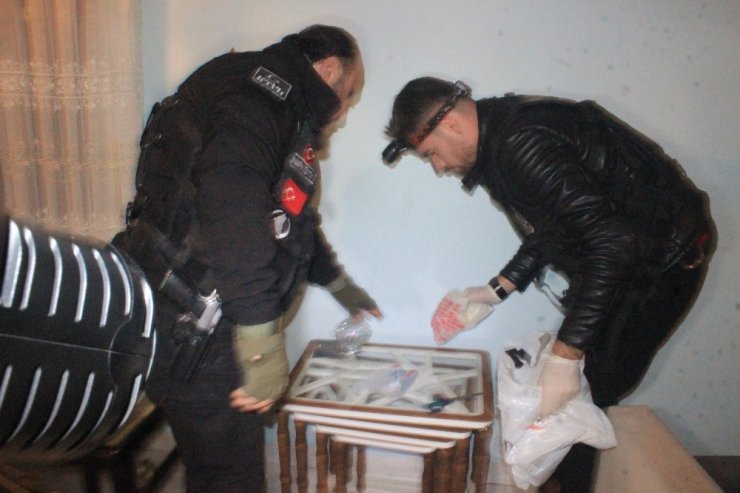 İstanbul’da uyuşturucu operasyon 103 şüpheli gözaltına alındı