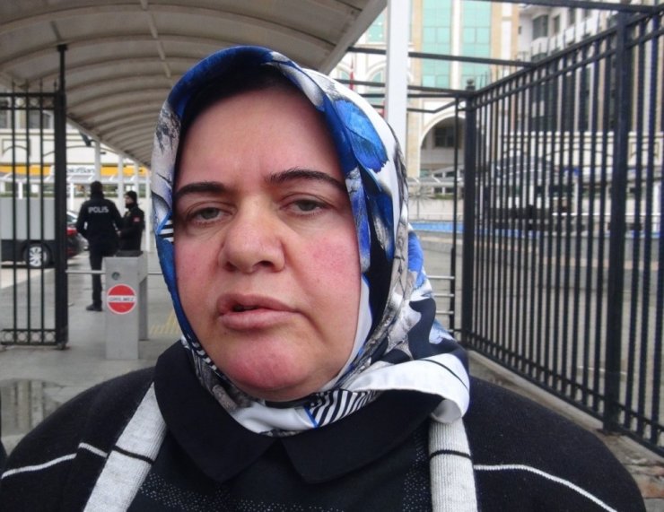 Eşini 21 yerinden bıçakladı, “Yeşil gözlerine kurban olurum” dedi