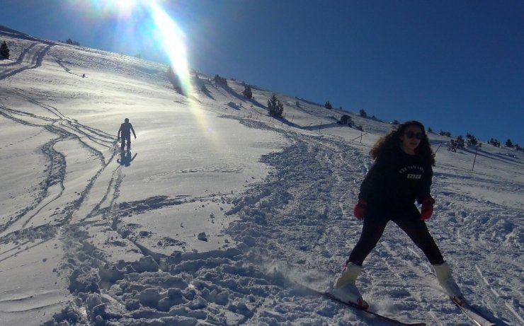 Karaman Bozdağ Kayak Merkezine ilgi artıyor