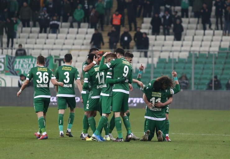 TFF 1. Lig: Bursaspor: 1 - Fatih Karagümrük: 0 (İlk yarı)