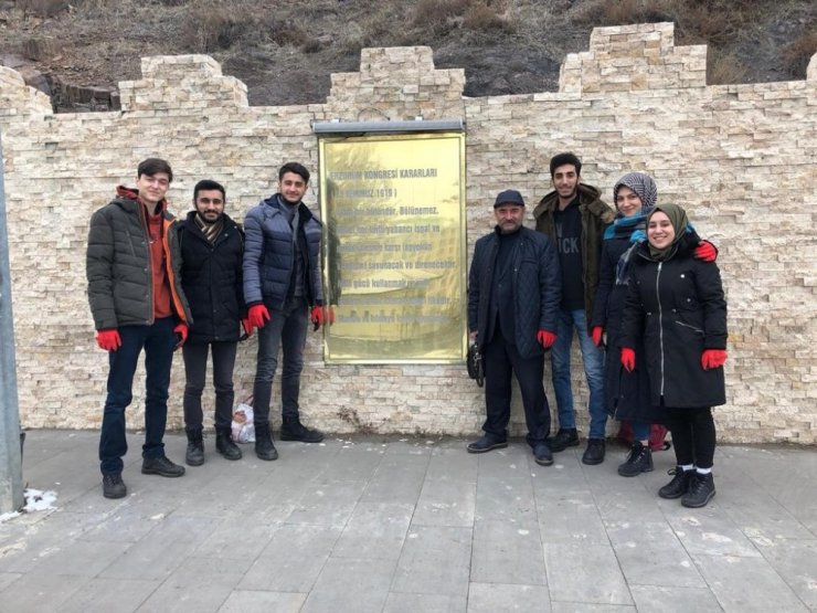 Atatürk Üniversitesi öğrencilerinden ’Tarihine Sahip Çık’ projesi