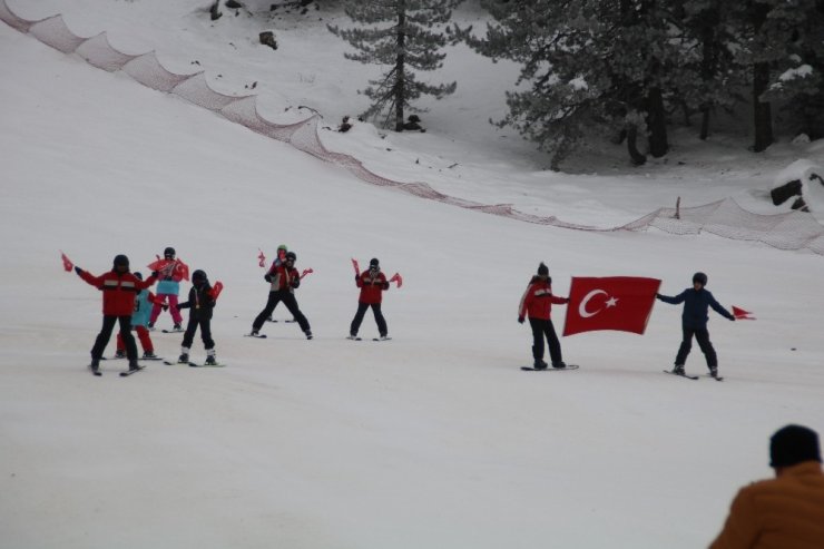 Murat Dağı’nda kayak sezonu törenle açıldı